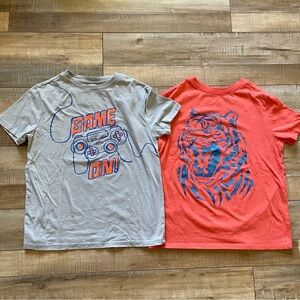 Cat & Jack 2 boys short sleeve t shirts, size large 10-12